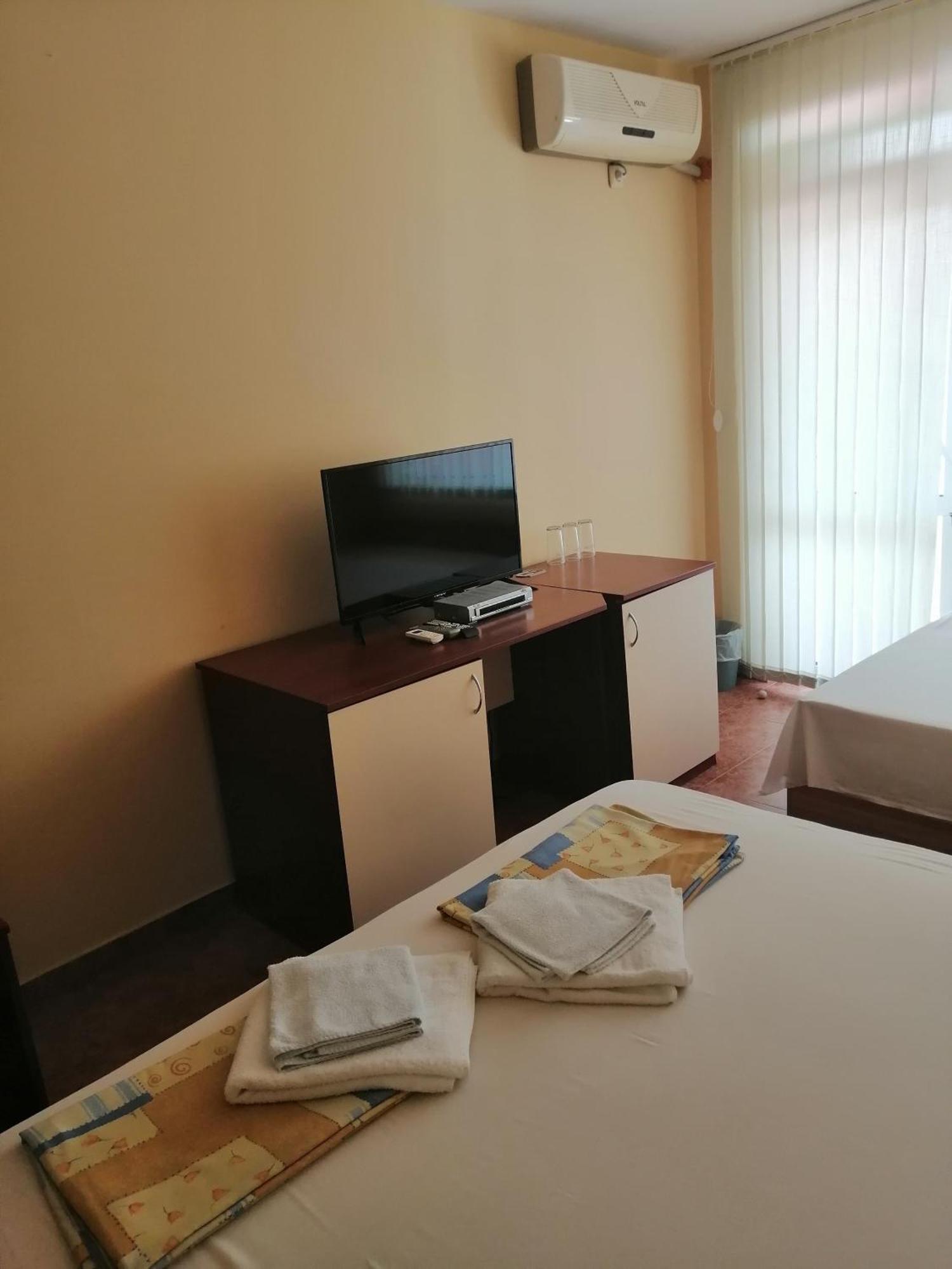 Femili Hotel Diveda Sveti Vlas Room photo