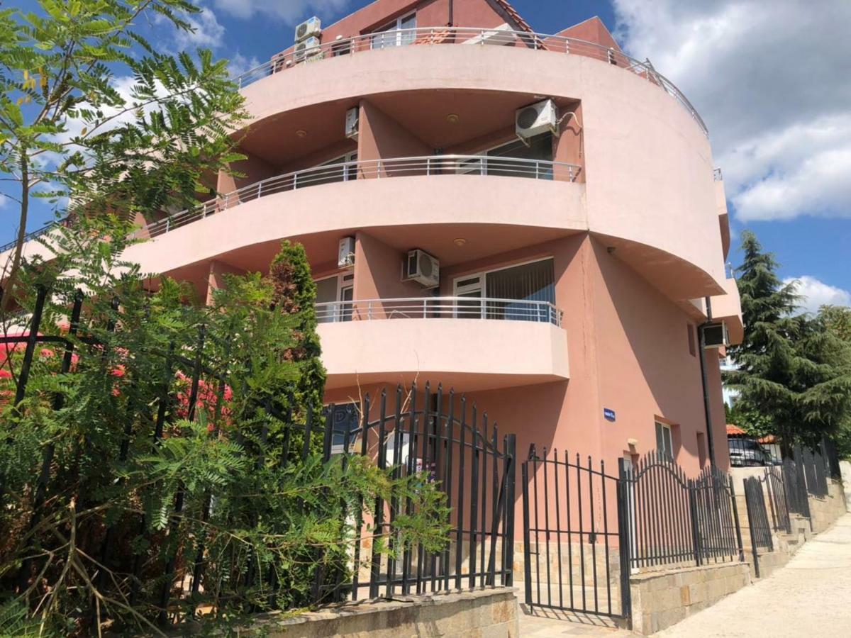 Femili Hotel Diveda Sveti Vlas Exterior photo